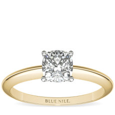 Classic Four Claw Solitaire Engagement Ring in 18k Yellow Gold